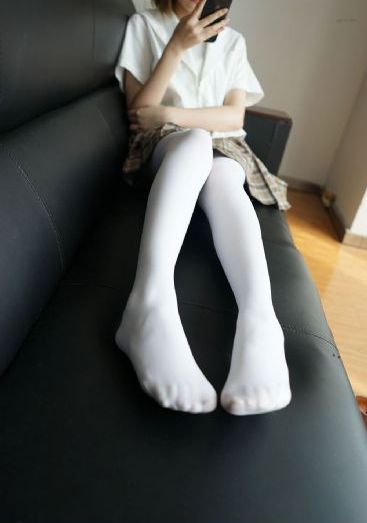 穿书自救指南动漫第一季免费观看