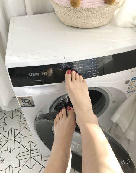 可疑的美容院在线观看