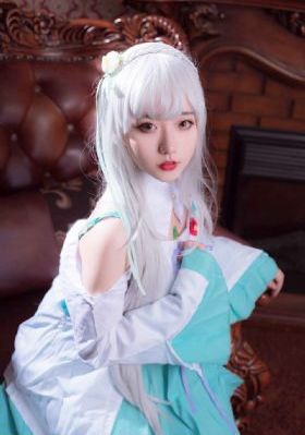 我们的翻译官