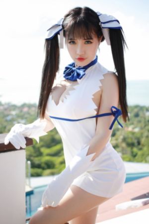 在厨房里征服美艳老师视频