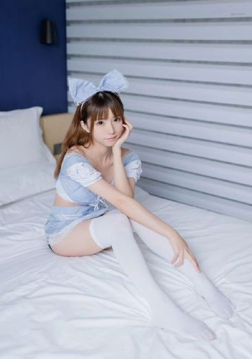 垫底辣妹
