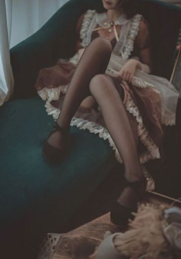 丰满少妇被啪啪到高潮