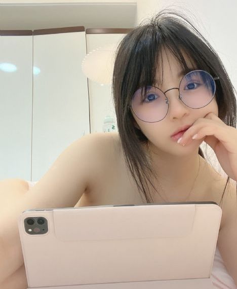 日本娇小侵犯hd