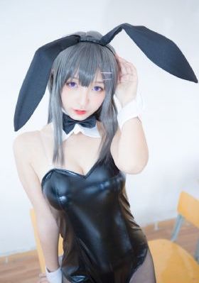 和黑帮老大在一起的365天