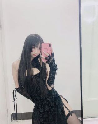 女人的战争:窥视的眼睛 电影