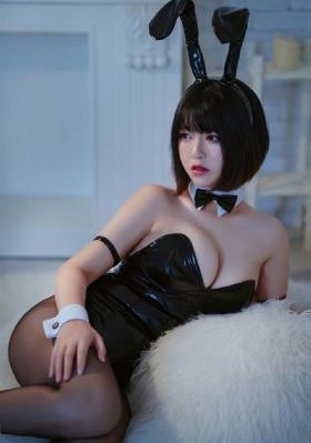 法国《性迷宫》电影