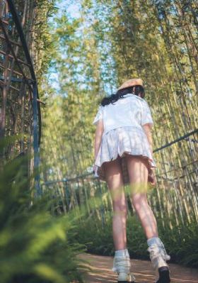 高h餐桌上的肉伦np男男视频